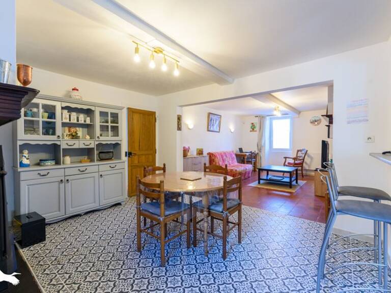 Maison de bourg de 5 pièces principales — photo 1