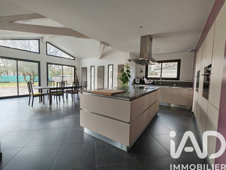 Vente Maison/villa 6 pièces — photo 1