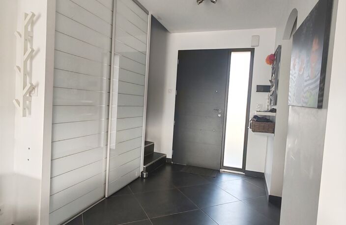 Vente Maison/villa 6 pièces — photo 5