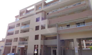 Garage   m² à louer à Annemasse (74100)