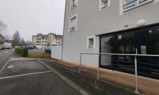 Garage   m² à louer à Saint-Julien-en-Genevois (74160)