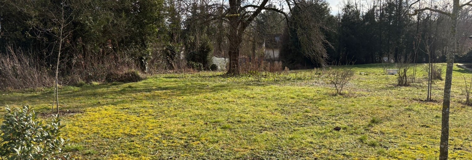 Terrain  1563 m² à vendre à Saint-Leu-d'Esserent (60340)