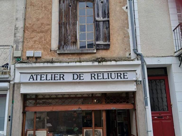 Vente Boutique/Local commercial 83 m&sup2; — photo 1