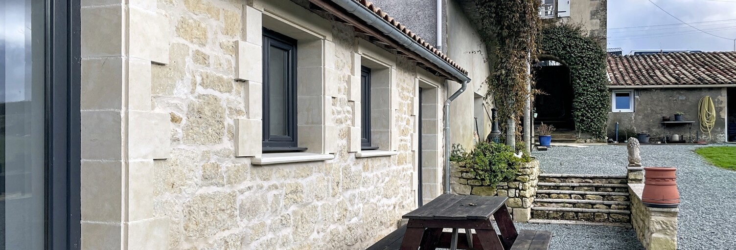 Maison 5 Pièces 183 m² à vendre à Coulonges-sur-l'Autize (79160)