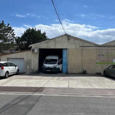 Commerce  325000 €