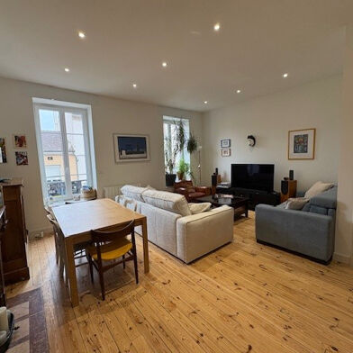 Appartement 3 pièces 780 €