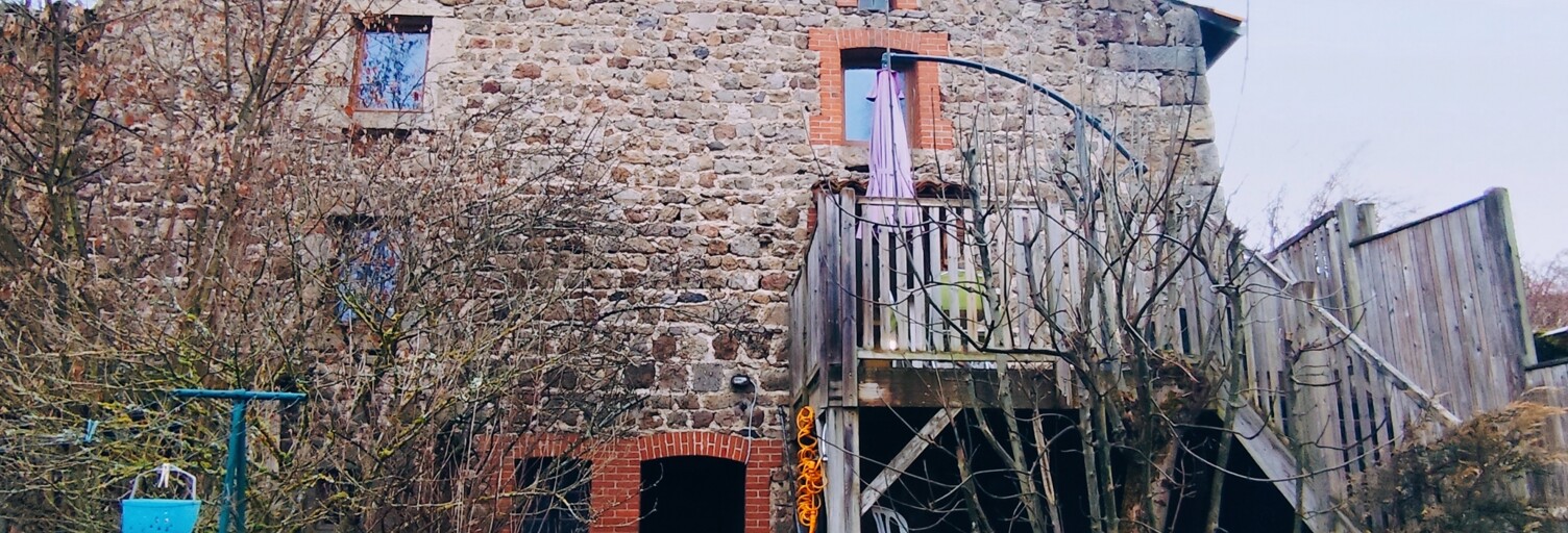 Maison 6 Pièces 98 m² à vendre à Estivareilles (42380)