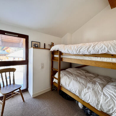 Appartement 8 pièces 990000 €