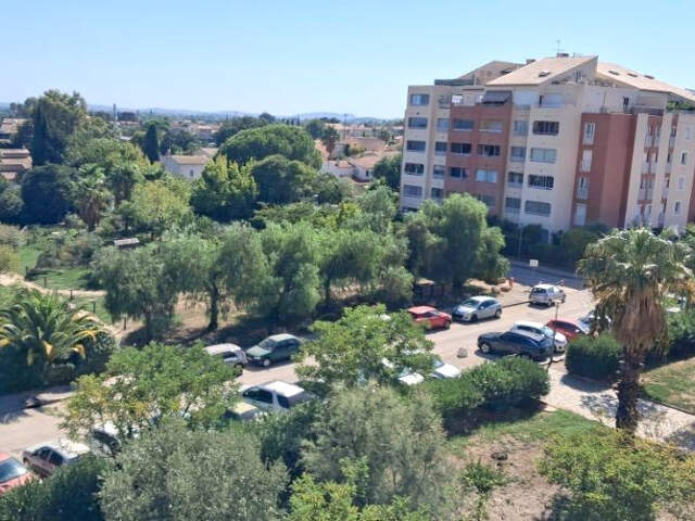 APPARTEMENT T2, CAVE, HYERES 83400 — photo du bien