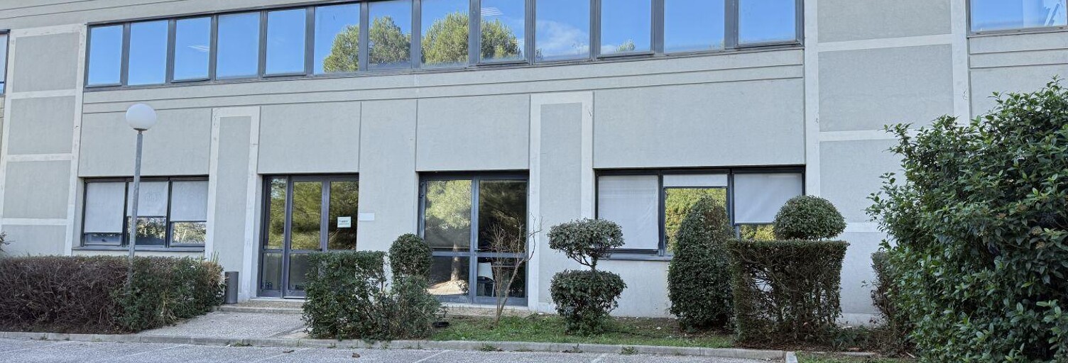 Commerce  210 m² à louer à La Seyne-sur-Mer (83500)