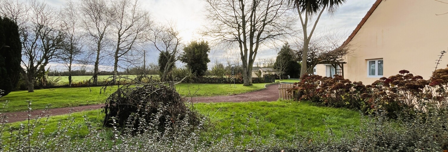 Maison 13 Pièces 325 m² à vendre à Sainte-Mère-Église (50480)