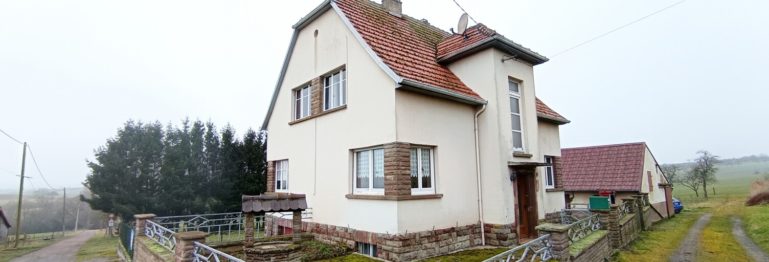 Maison 7 Pièces 127 m² à vendre à Bust (67320)