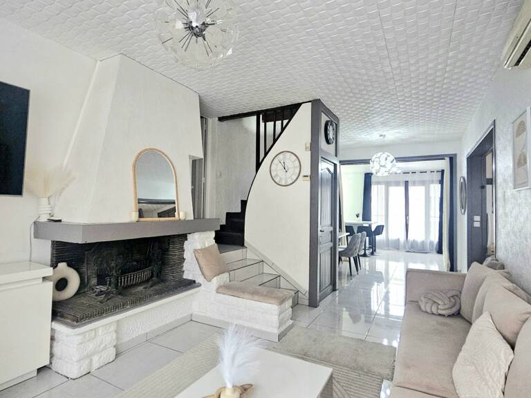 Vente Maison/villa 6 pièces — photo 1