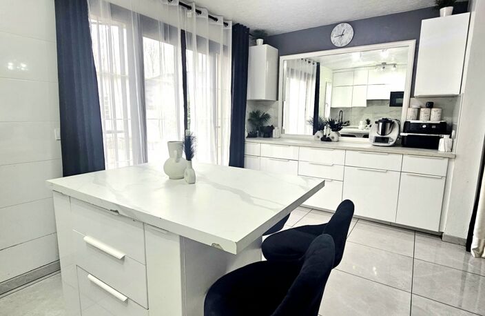 Vente Maison/villa 6 pièces — photo 4