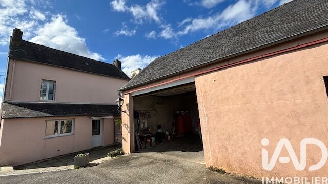 Plonevez-Du-Faou - 135m² - 6p. - 4ch.