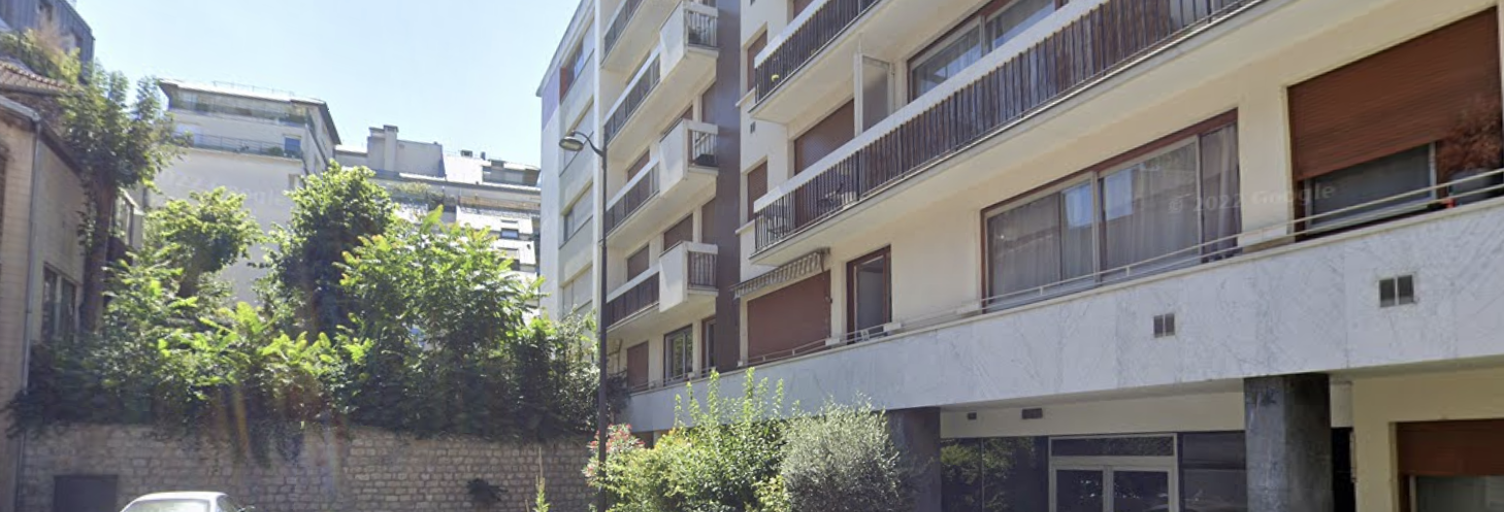 Garage  12 m² à vendre à Paris 15 (75015)