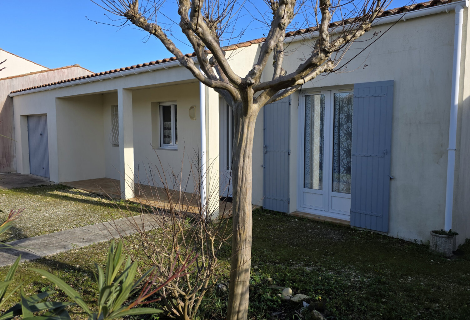 MAISON LUMINEUSE, 3 chambres - Garage — photo 1