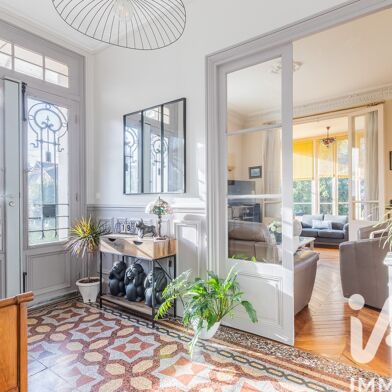 Maison 8 pièces 870000 €