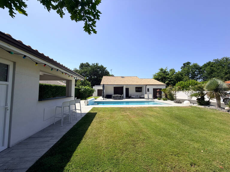 Maison d'Archi de 213m2 avec piscine - Saint Jean d'Illac ce — photo 1