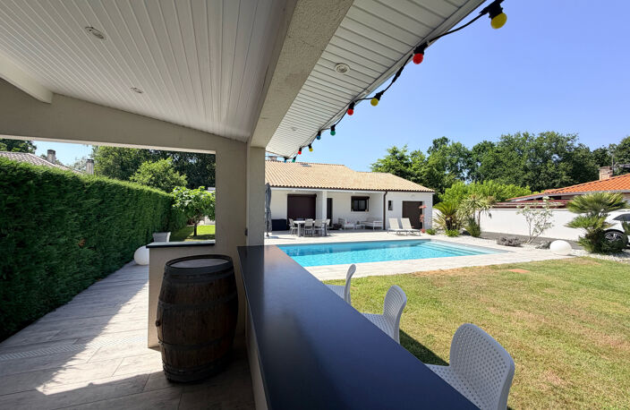 Maison d'Archi de 213m2 avec piscine - Saint Jean d'Illac ce — photo 2