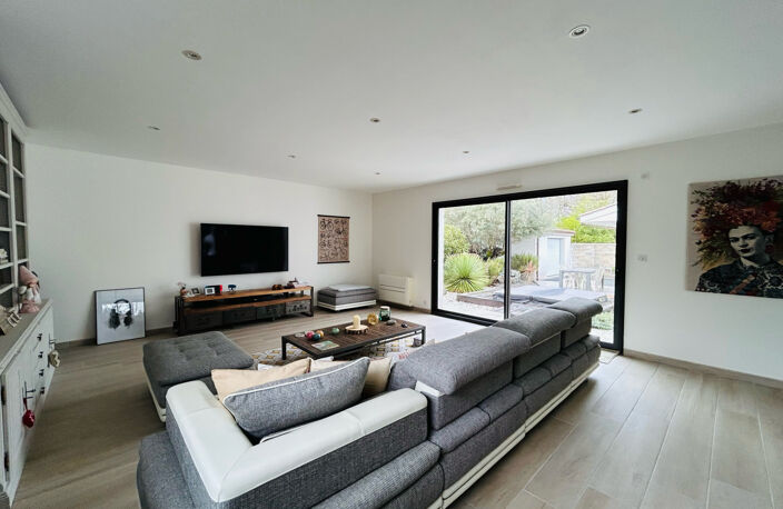 Maison d'Archi de 213m2 avec piscine - Saint Jean d'Illac ce — photo 4