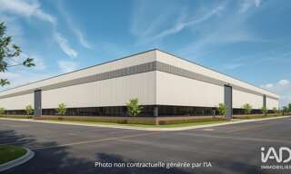 Commerce  5800 m² à louer à Lons (64140)