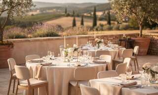 Commerce  880 m² à vendre à Tourrettes (83440)