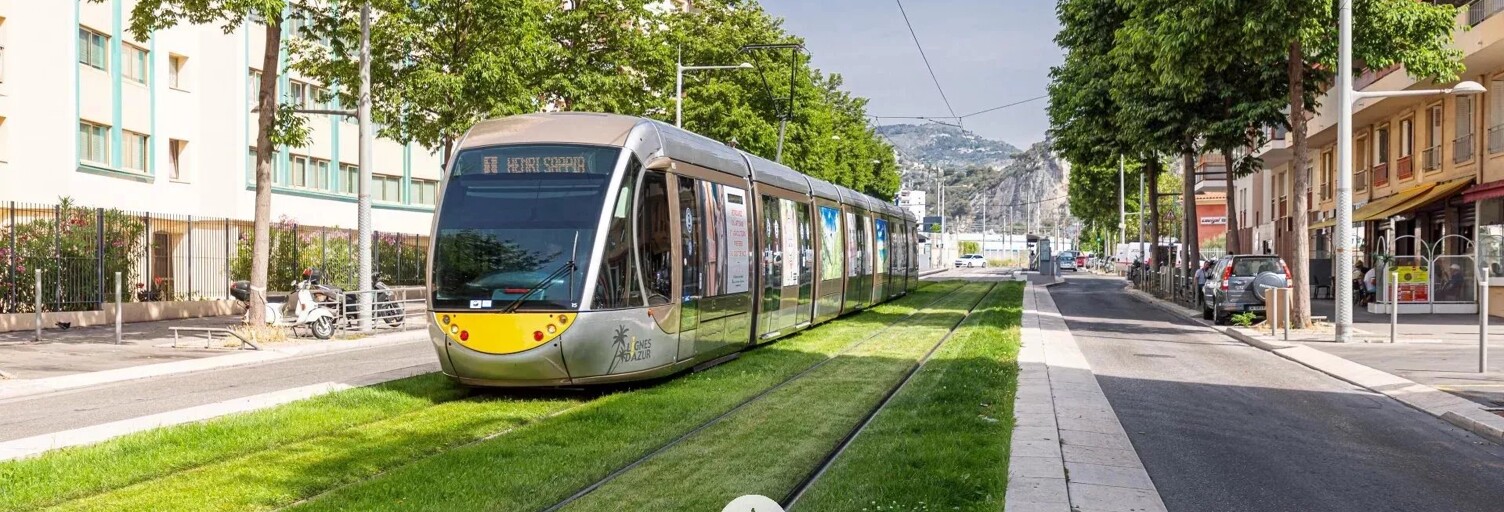 Commerce  46 m² à vendre à Nice (06300)