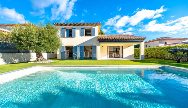 Villa / Maison 4 pièces  à vendre Plan-de-la-Tour (Le) 83120