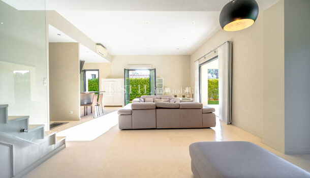 Villa / Maison 4 pièces  à vendre Plan-de-la-Tour (Le) 83120