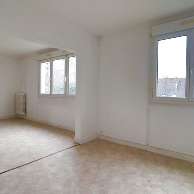 Appartement 4 pièces 77000 €