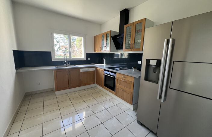 Maison familiale 145 m2 sur terrain de 990 m2   Dardilly — photo 5