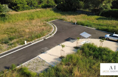TERRAIN A BATIR DE 739 M², Borné et Viabilisé — photo du bien