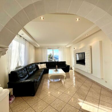 Appartement 4 pièces 410000 €