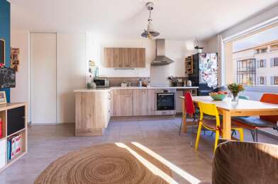 Appartement 3 pièces 256000 €