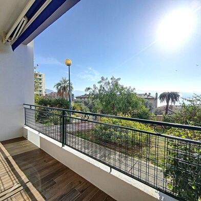 Appartement 3 pièces 1231 €