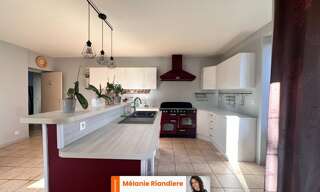 Maison 5 Pièces 208 m² à vendre à Durtal (49430)