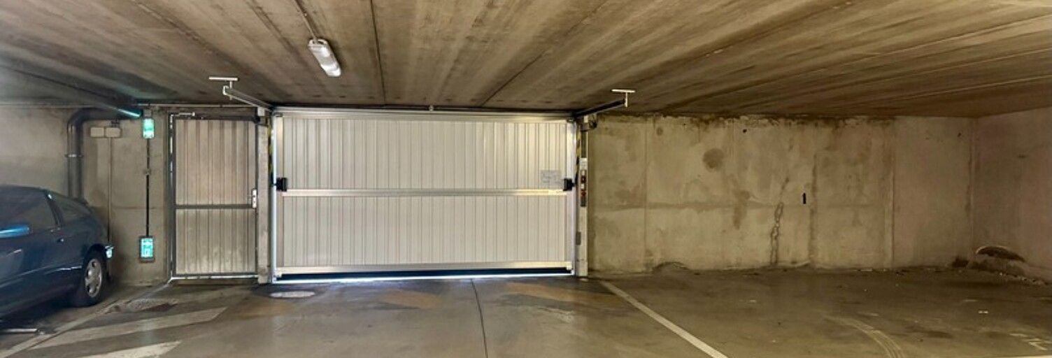 Garage  16 m² à vendre à Villemomble (93250)
