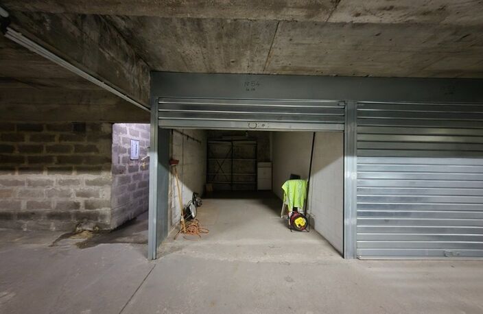 EXCLUSIVITE-Garage à vendre MARSEILLE 10EME ARRONDISSEMENT (13). 26 000 € — photo 2