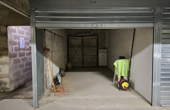 EXCLUSIVITE-Garage à vendre MARSEILLE 10EME ARRONDISSEMENT (13). 26 000 € — photo 3