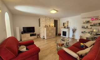 Maison 10 Pièces 222 m² à vendre à Solliès-Toucas (83210)