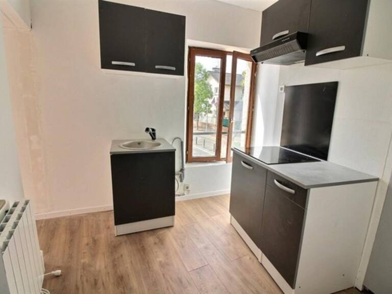 SPECIAL INVESTISSEURS !  appartement 1 pièce de 20 m2 avec cave et parking à vendre à Carrières sous Poissy au prix de 89000 euros — photo 1