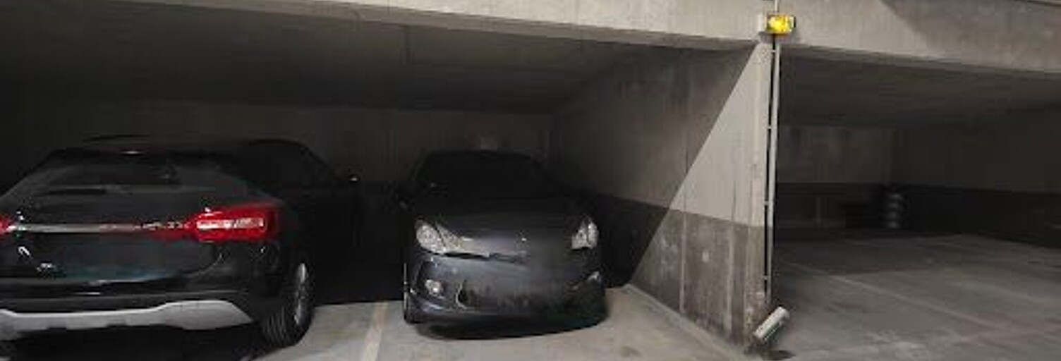 Garage   m² à vendre à Cagnes-sur-Mer (06800)