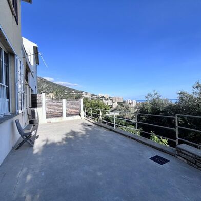 Maison 4 pièces 1790 €