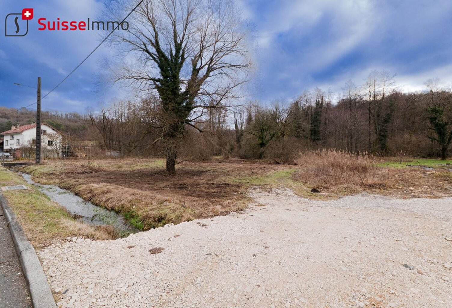 Terrain Etouvans 807 m2 — photo 1