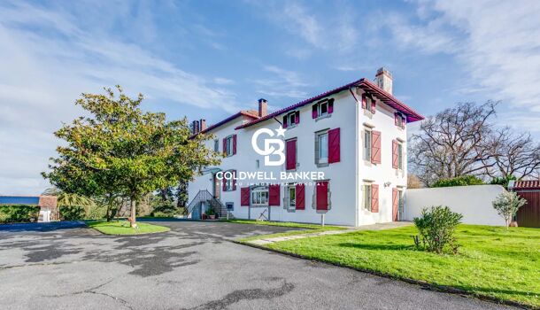 Villa / Maison 18 pièces  à vendre Urrugne 64122