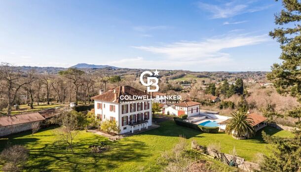 Villa / Maison 18 pièces  à vendre Urrugne 64122