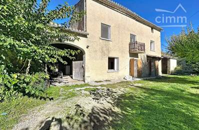 Bastide de 180m² en campagne à rénover — photo du bien
