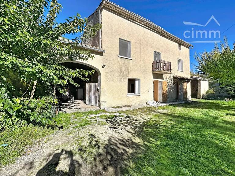 Bastide de 180m² en campagne à rénover — photo 1