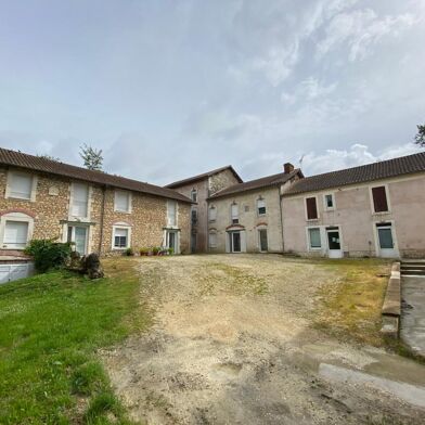 Appartement 4 pièces 630 €